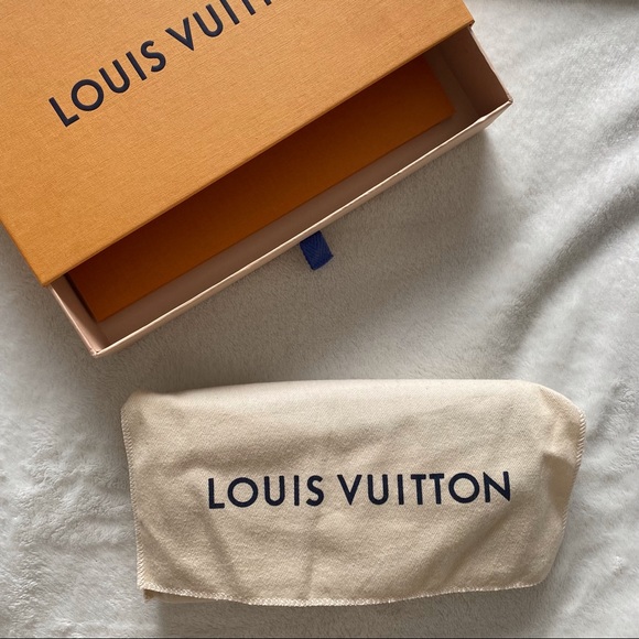 🆕 LOUIS VUITTON wallet only used one time - Picture 9 of 15
